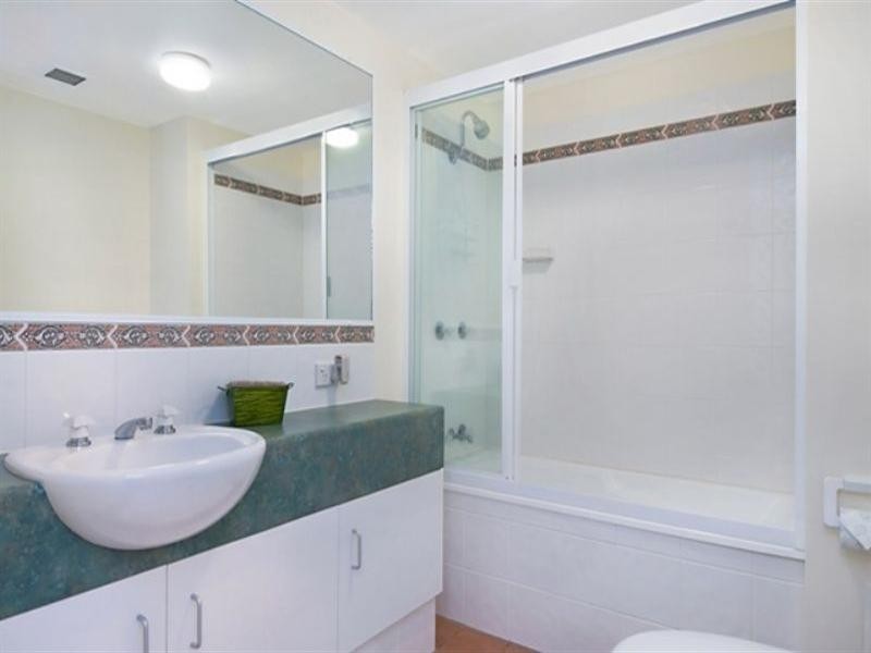 402/2 KEEM Street, Trinity Beach QLD 4879