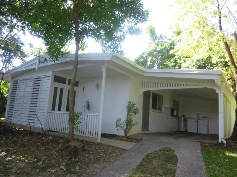 Trinity Beach QLD 4879