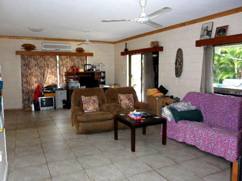 Trinity Beach QLD 4879