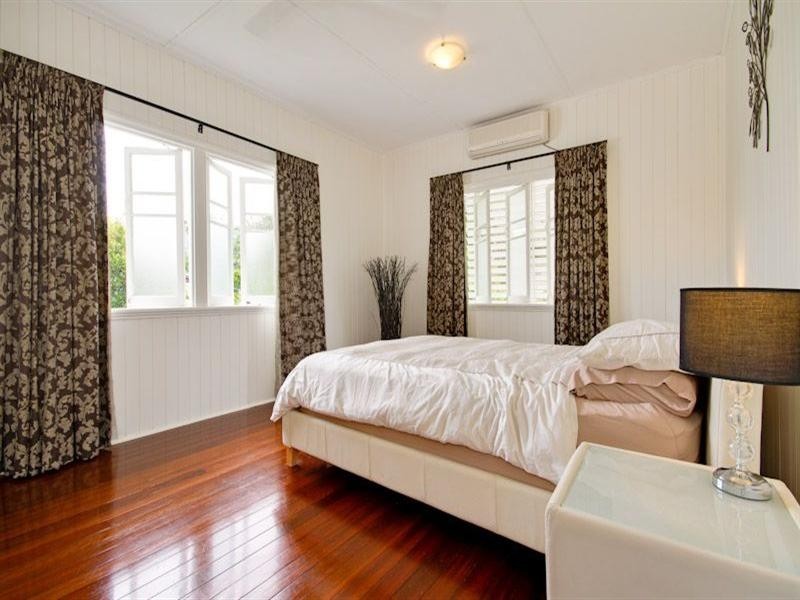 206 Woodward Street, Whitfield QLD 4870