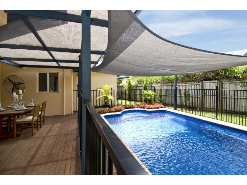 Trinity Beach QLD 4879