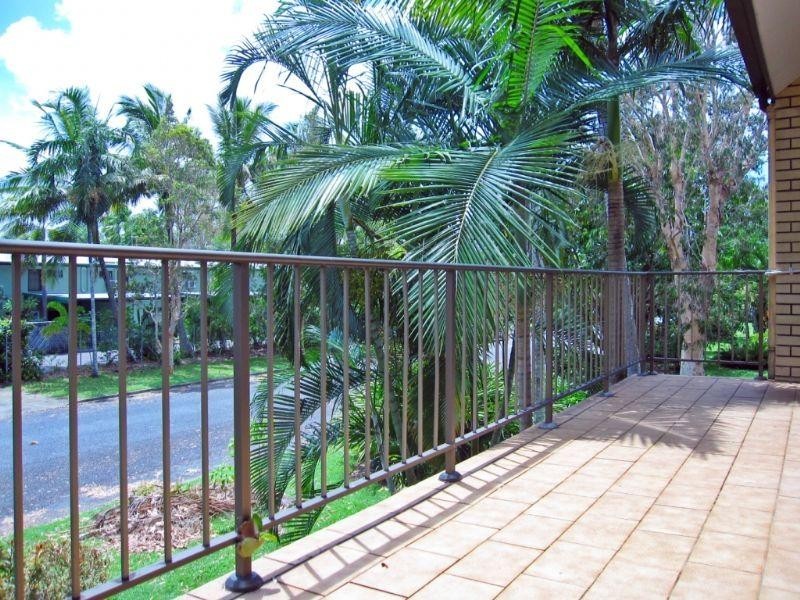 10/21 Poinciana Street, Holloways Beach QLD 4878