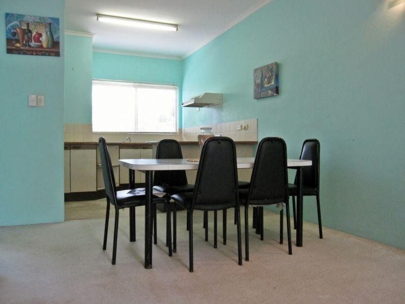 10/21 Poinciana Street, Holloways Beach QLD 4878