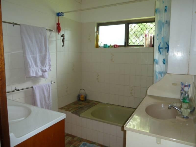 Trinity Beach QLD 4879