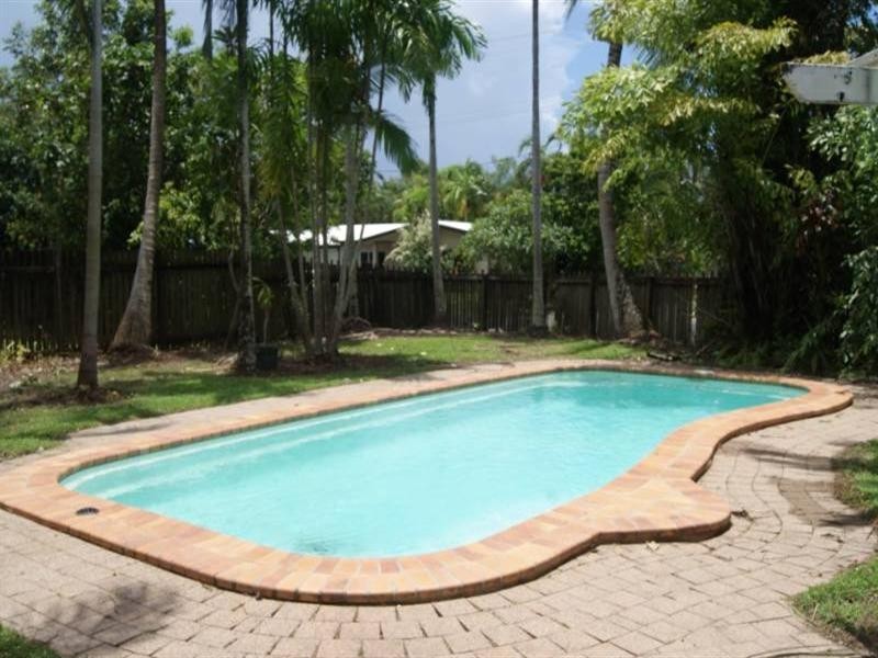 Kewarra Beach QLD 4879