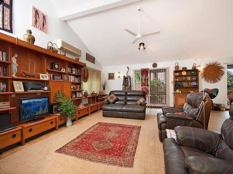 Clifton Beach QLD 4879