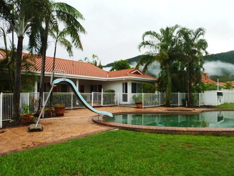 Kewarra Beach QLD 4879