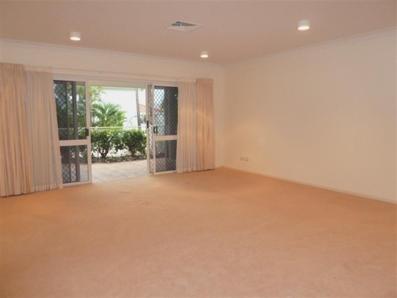 Kewarra Beach QLD 4879