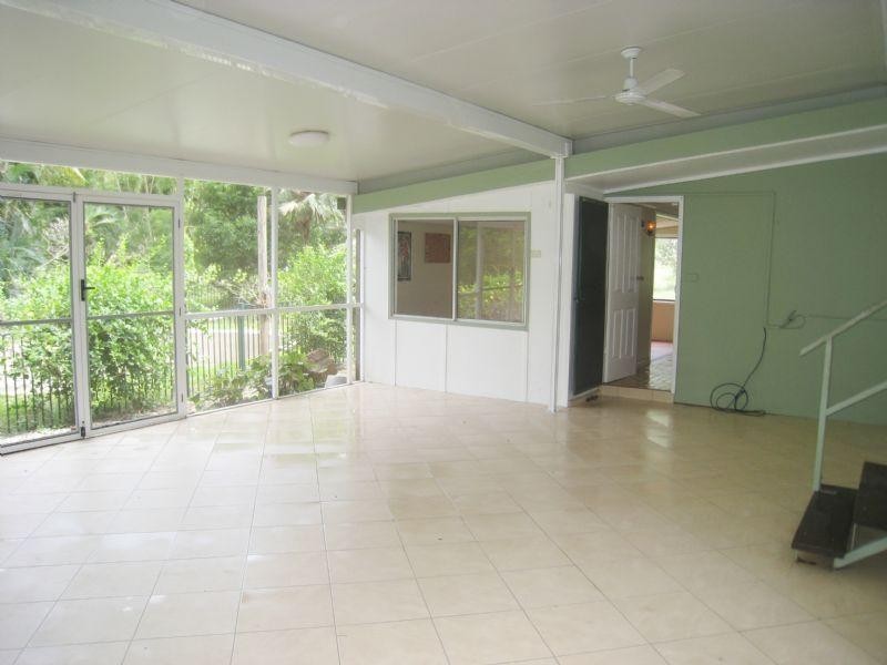 Trinity Beach QLD 4879