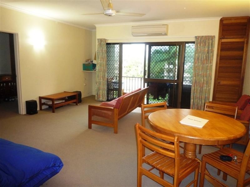 10/49 Digger Street, Cairns North QLD 4870