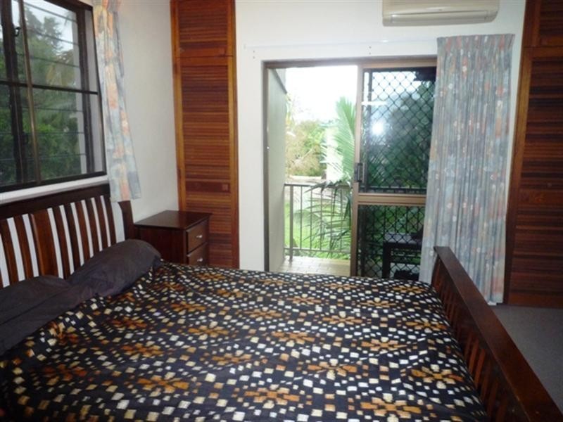 10/49 Digger Street, Cairns North QLD 4870