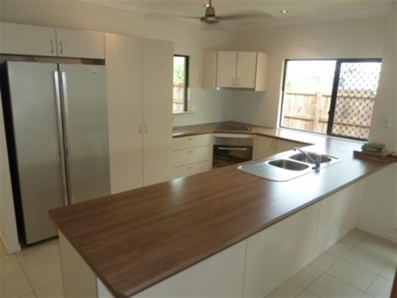 2 Helix Close, Clifton Beach QLD 4879