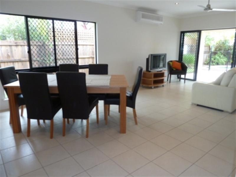 2 Helix Close, Clifton Beach QLD 4879