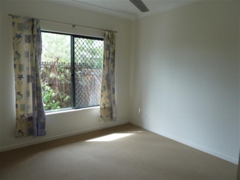 2 Helix Close, Clifton Beach QLD 4879