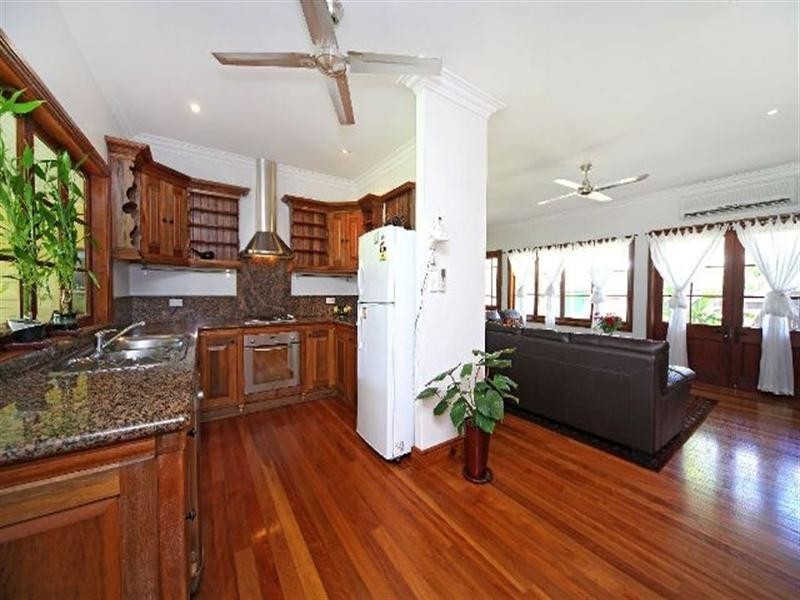 7 Mornington Street, Kewarra Beach QLD 4879