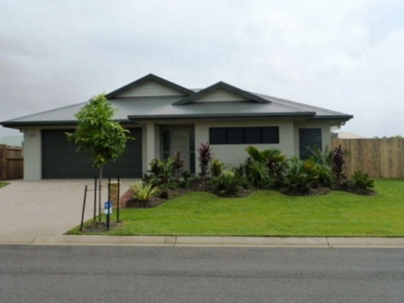 2 Murrinda Gardens, Trinity Park QLD 4879