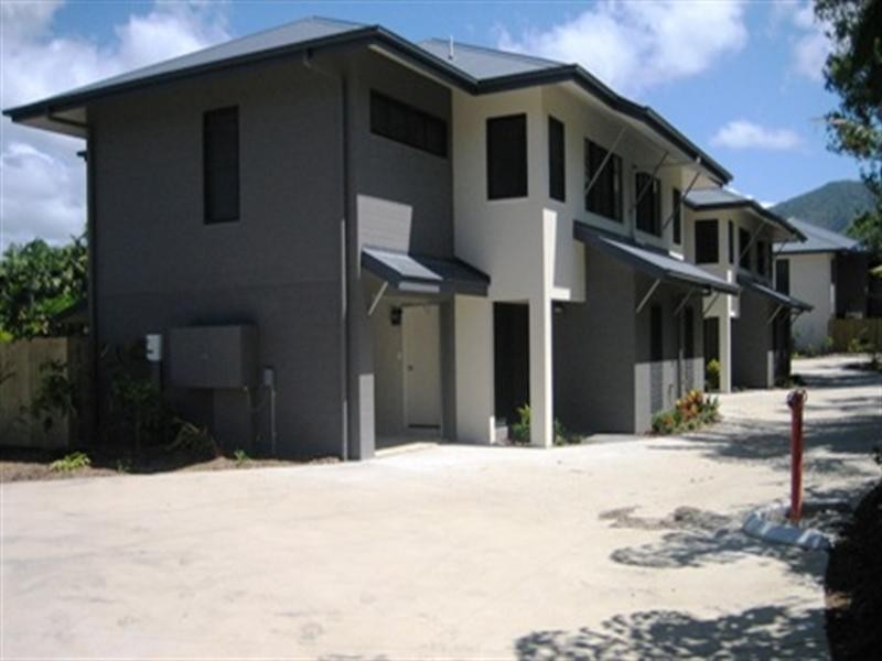17/1766 Captain Cook Highway, Clifton Beach QLD 4879