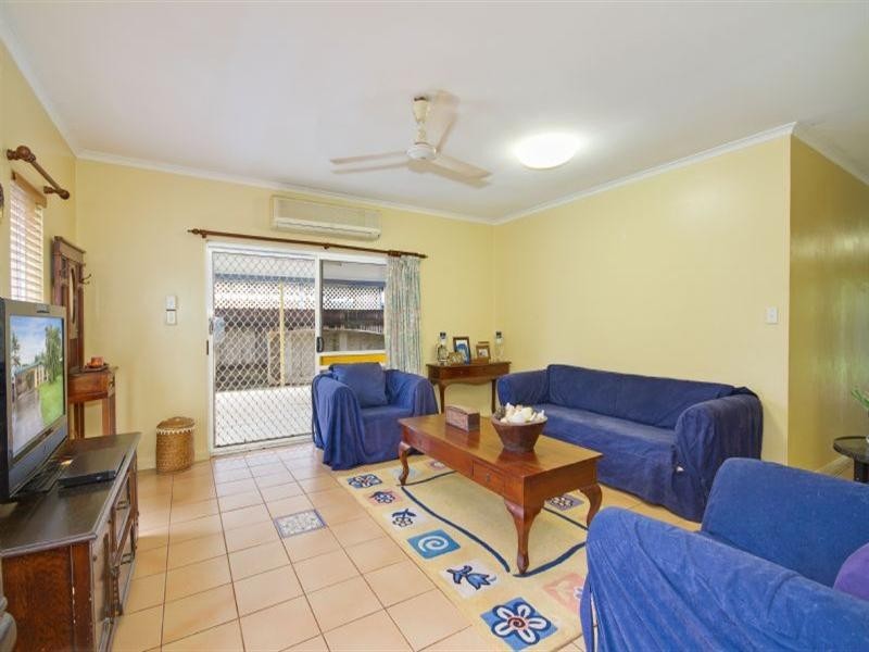 36 Magnolia Street, Holloways Beach QLD 4878