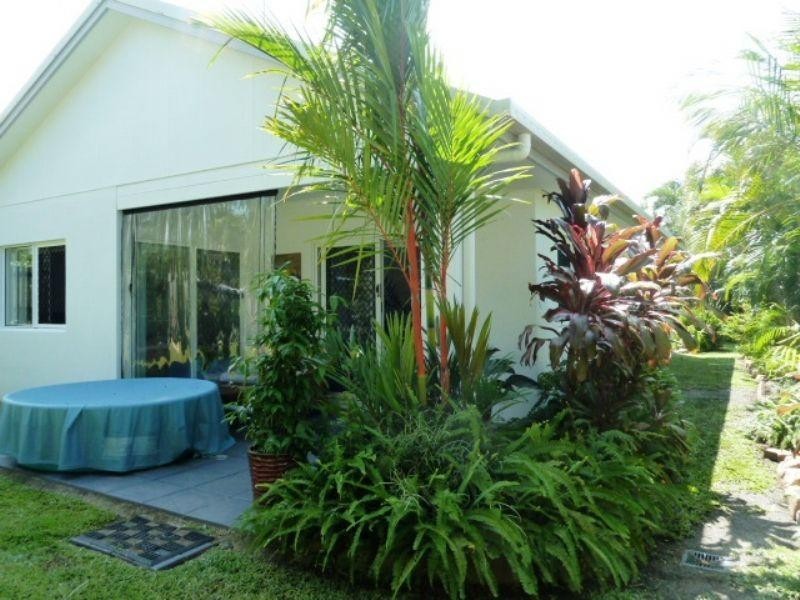 Kewarra Beach QLD 4879