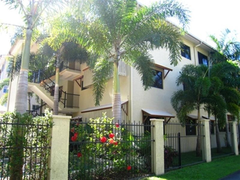 3/73 Sims Esplanade, Yorkeys Knob QLD 4878