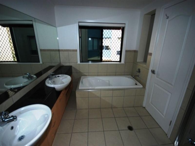 3/73 Sims Esplanade, Yorkeys Knob QLD 4878