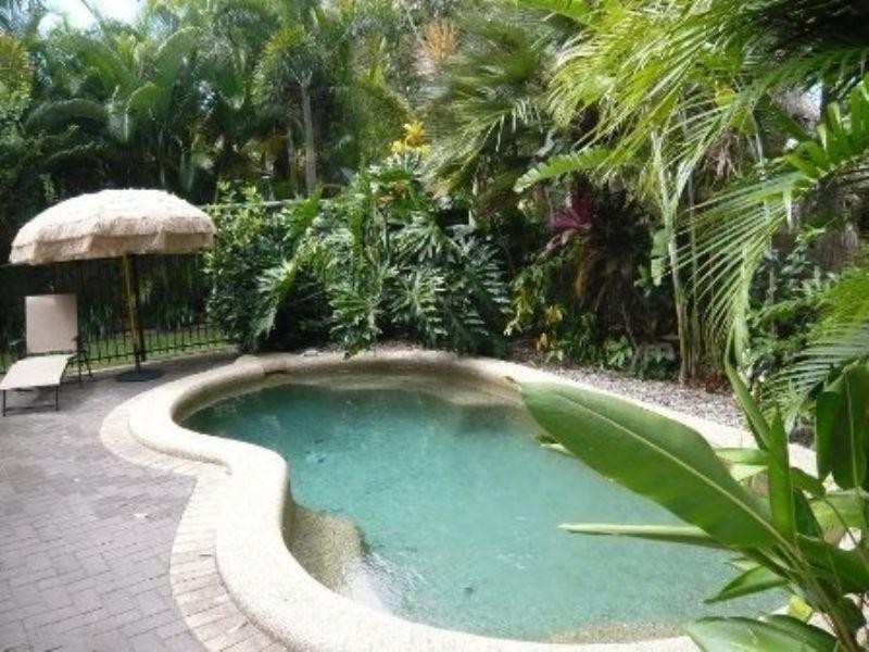 6 Tribulation Close, Kewarra Beach QLD 4879