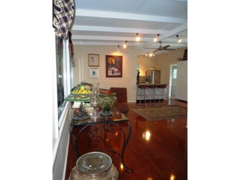 21a Sims Esplanade, Yorkeys Knob QLD 4878