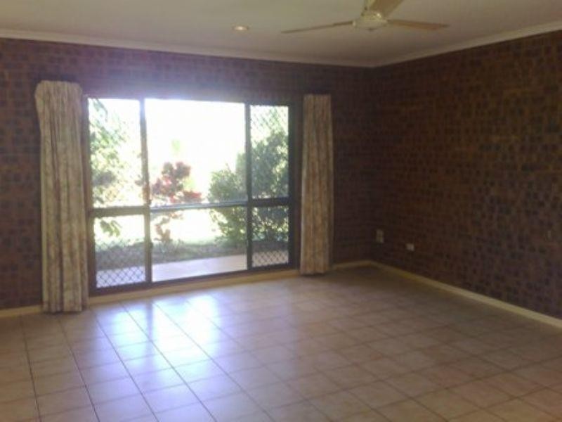 183 Harvey Road, Redlynch QLD 4870