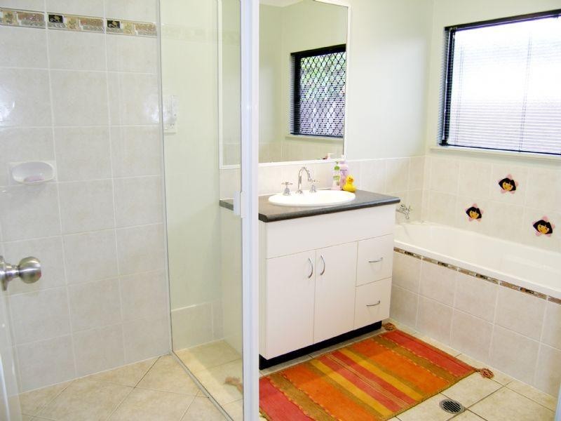 19 Cooya Close, Kewarra Beach QLD 4879