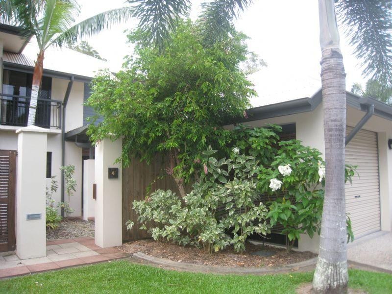 Clifton Beach QLD 4879