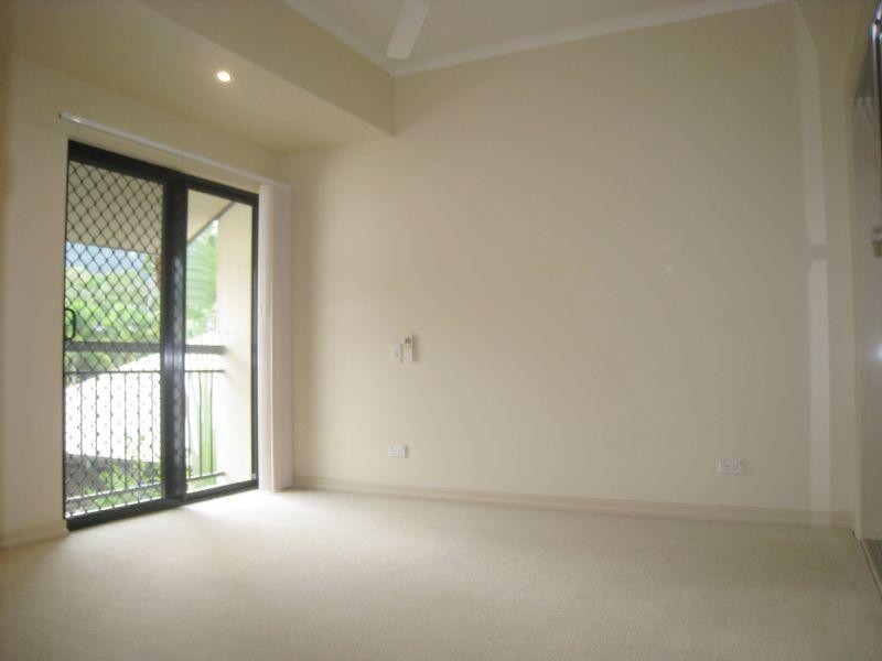 Clifton Beach QLD 4879