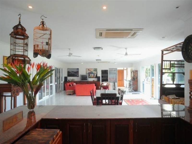 Kewarra Beach QLD 4879