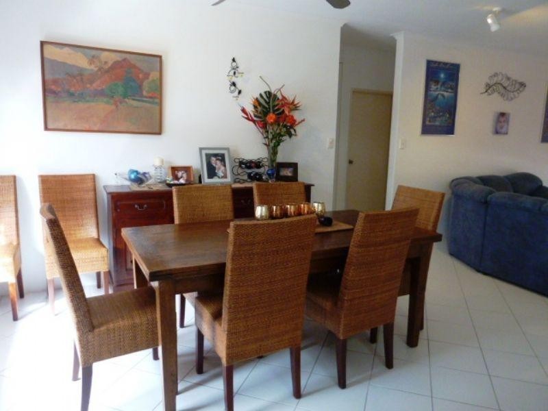 2 Queenscliff Close, Kewarra Beach QLD 4879