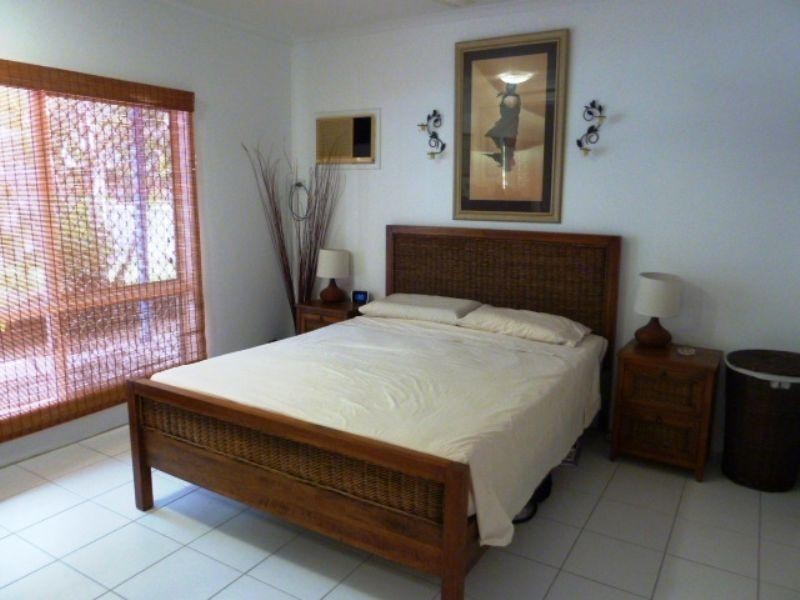 2 Queenscliff Close, Kewarra Beach QLD 4879