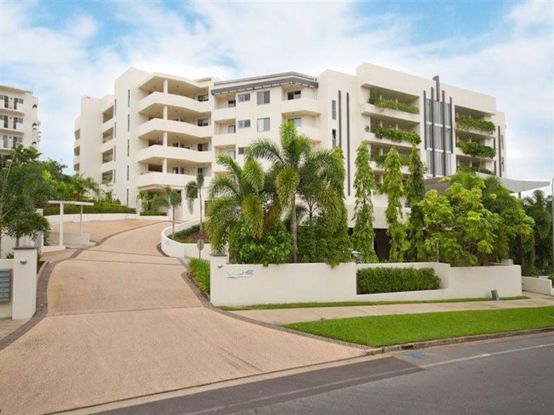 304/93 Vasey Esplanade, Trinity Beach QLD 4879