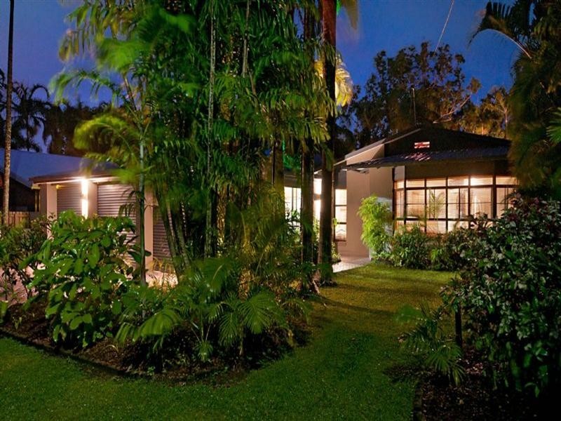 Trinity Beach QLD 4879