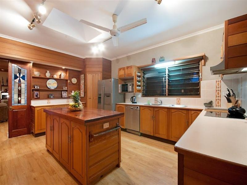 Trinity Beach QLD 4879