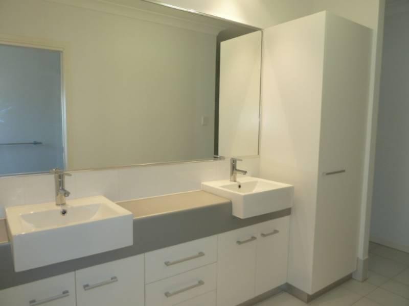 7 McBride Street, Redlynch QLD 4870