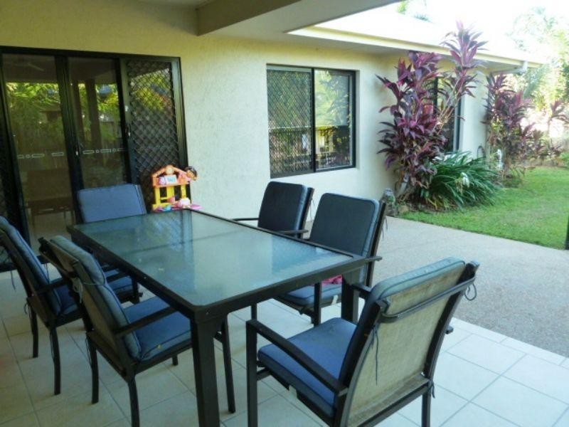 19 Mia Close, Kewarra Beach QLD 4879