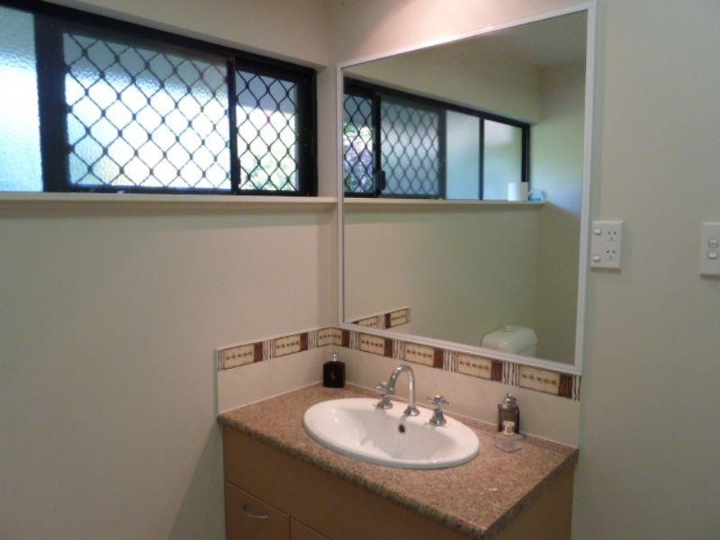 19 Mia Close, Kewarra Beach QLD 4879