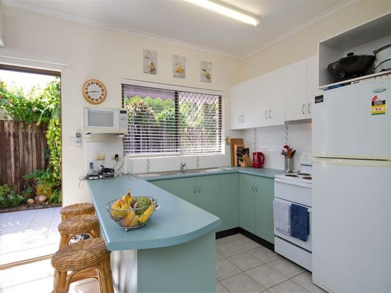 35/21 Poinciana Street, Holloways Beach QLD 4878