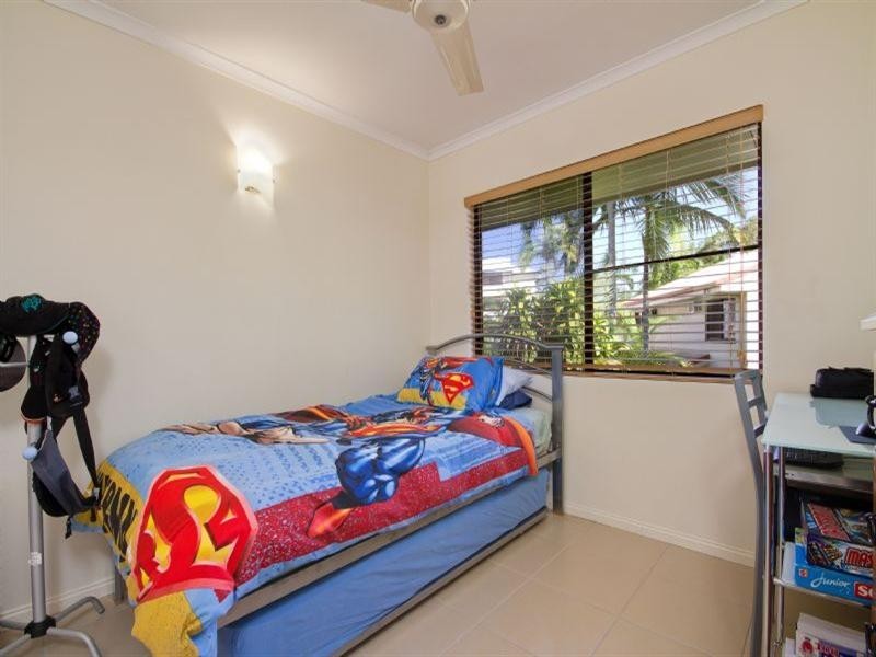 Yorkeys Knob QLD 4878