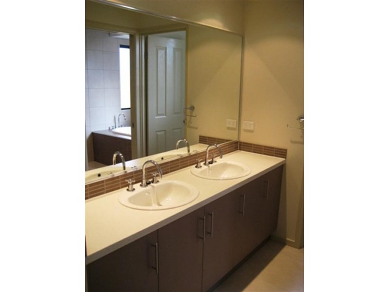 5 Marmion Close, Kewarra Beach QLD 4879