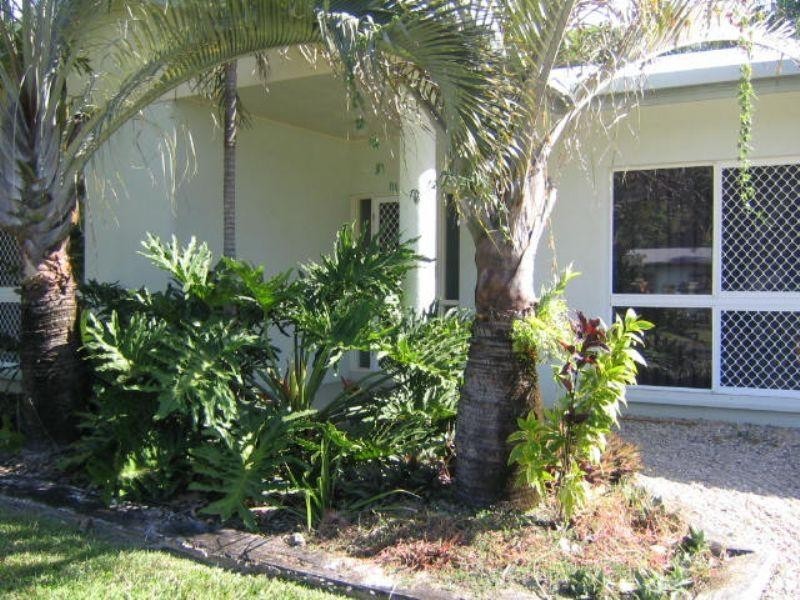 16 Rabaul Street, Trinity Beach QLD 4879
