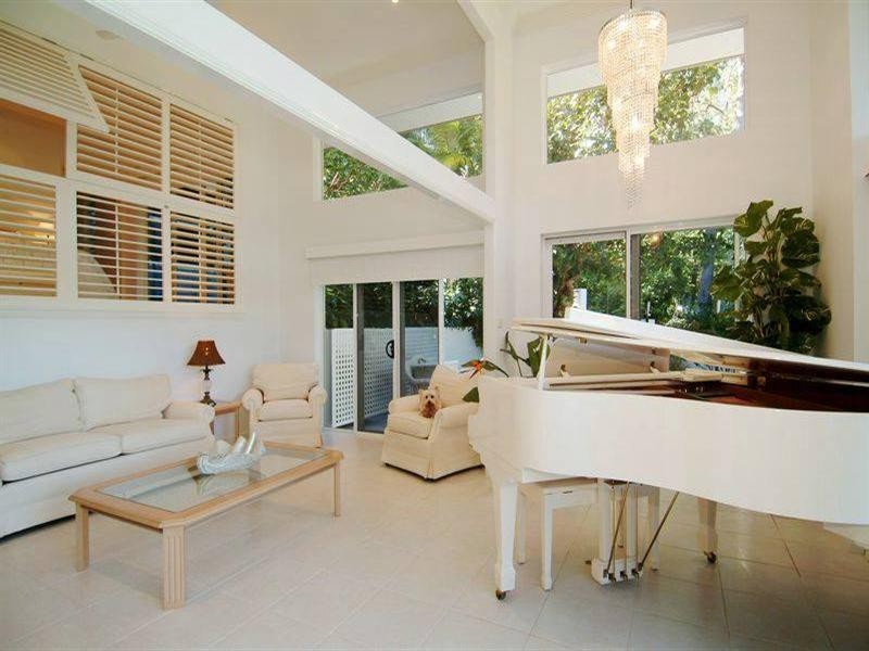51 Crowsnest Terrace, Trinity Beach QLD 4879