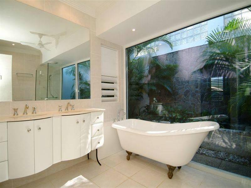 51 Crowsnest Terrace, Trinity Beach QLD 4879