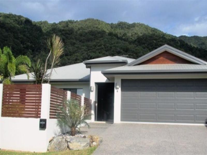 6 Palmetto Street, Palm Cove QLD 4879