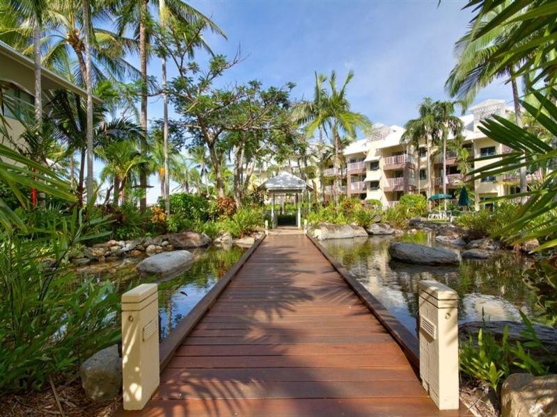 Trinity Beach QLD 4879