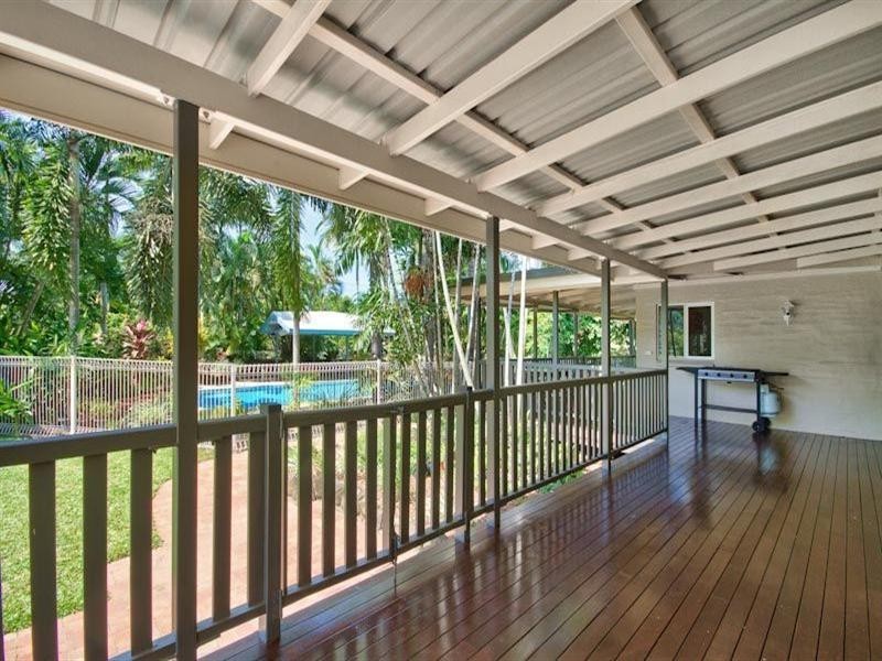 33-35 Evergreen Street, Clifton Beach QLD 4879