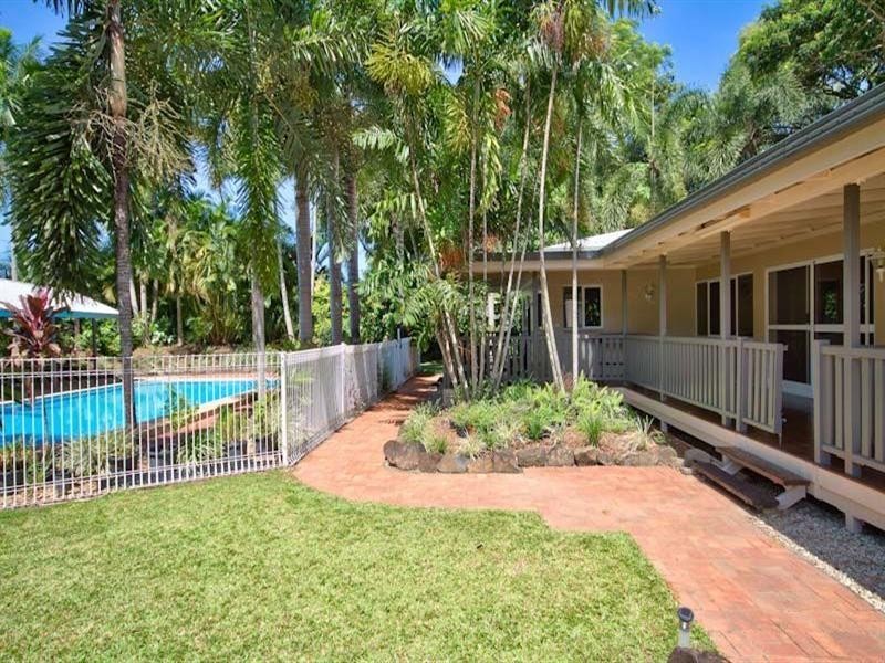33-35 Evergreen Street, Clifton Beach QLD 4879